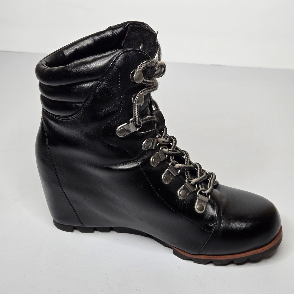 Esprit Sammie Black Wedge Combat Lace Up Ankle Boots Booties Sz 6.5